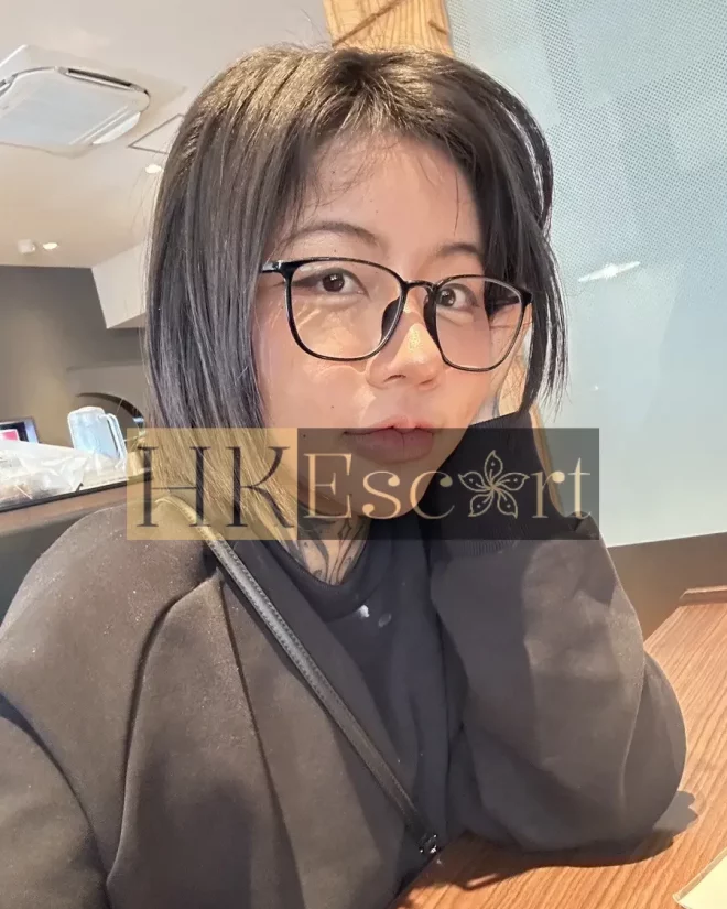 Jiahui, 23 years old, weight 40 kg, height 153 cm