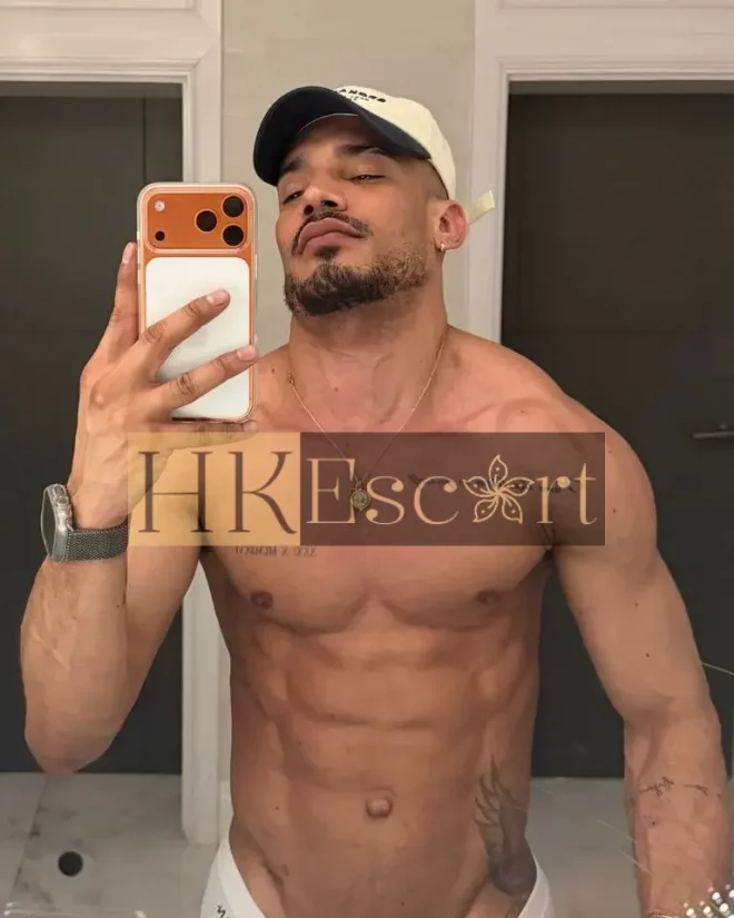 Vidal, 26 years old, weight 74 kg, height 175 cm