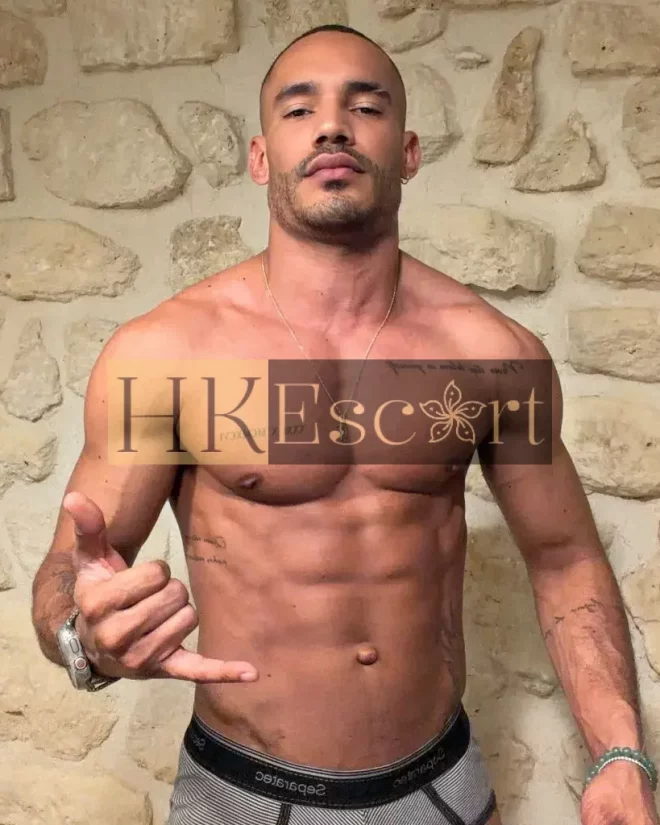 Vidal, 26 years old, weight 74 kg, height 175 cm