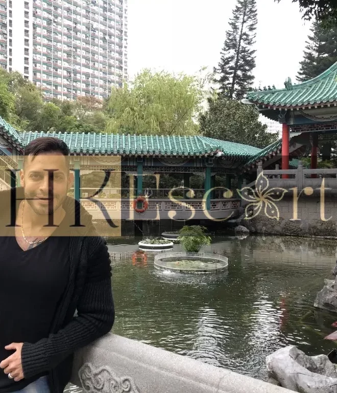 Viktor, 30 years old, weight 79 kg, height 180 cm