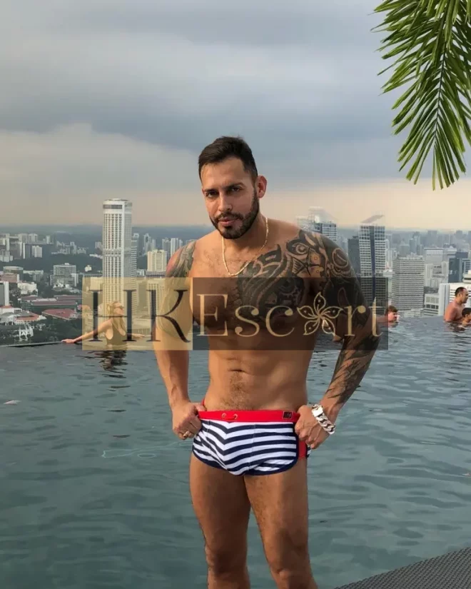 Viktor, 30 years old, weight 79 kg, height 180 cm