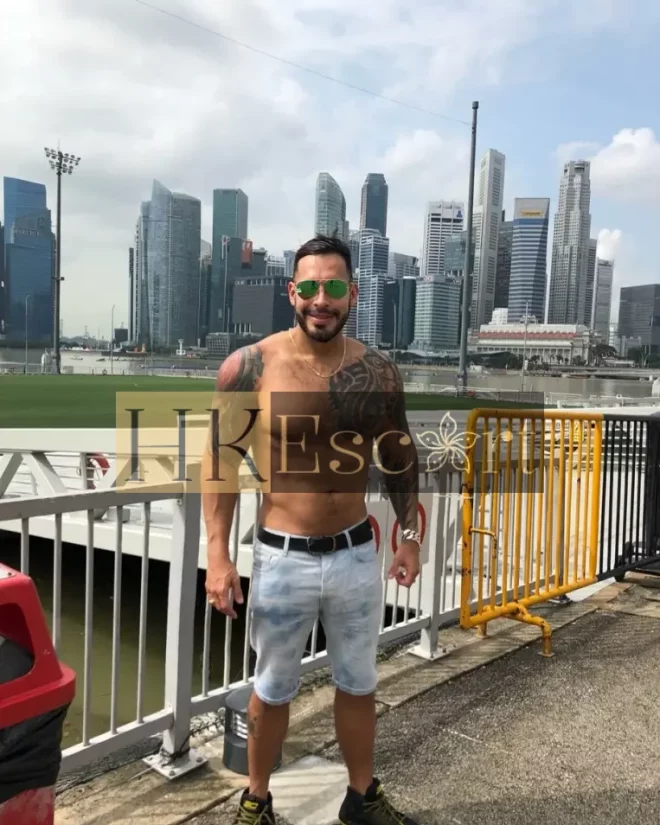 Viktor, 30 years old, weight 79 kg, height 180 cm